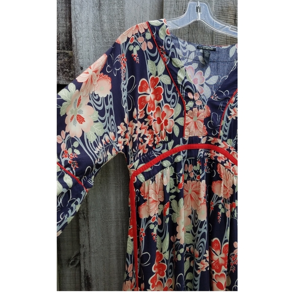 Lucky brand Asian kimono style floral dress - Picture 3 of 12